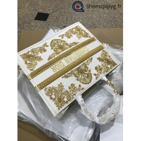 782924146.x.yupoo.com  Whatsapp +8618120605182 | qiqiyg.com official whatsapp