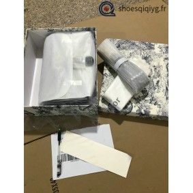 Burberry Items | qiqiyg.com official whatsapp